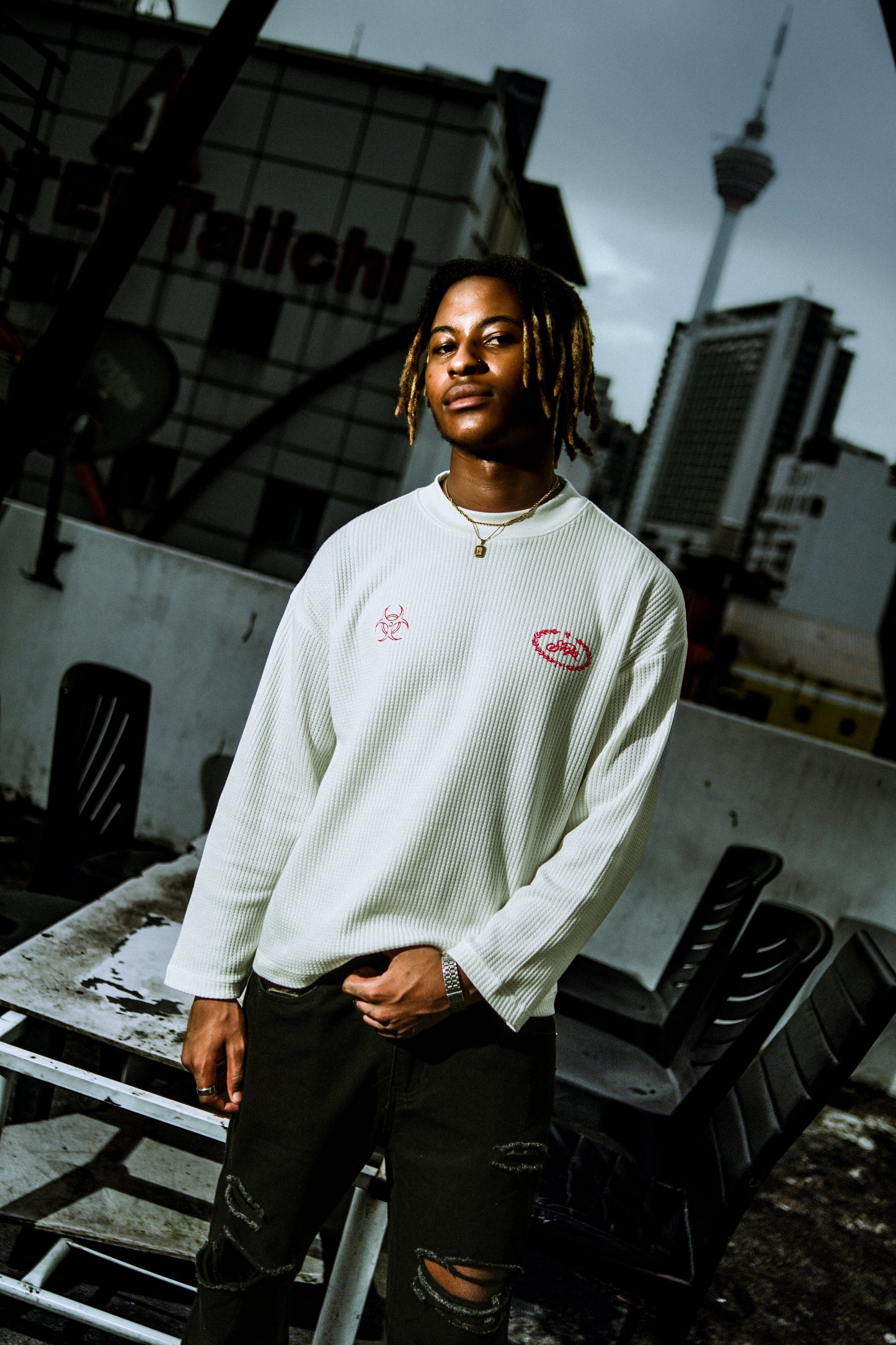 IVORY REIGN WAFFLE TEE